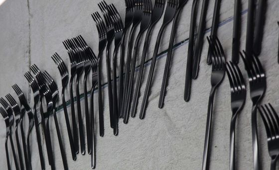 Хорошая цена. Черное обслуживание покрытия цвета ПВД для деталей нержавеющей стали, стеклянных и керамических онлайн