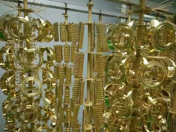 Залуживайте покрытие золота на ювелирных изделиях, реальном золоте 24К брызгая депоситон на дозорах, покрытие золота ПВД ювелирных изделий