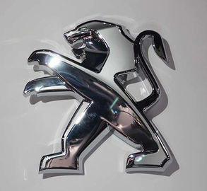 акриловый вакуум 3Д металлизируя оборудование на оборудовании низложения металла вакуума логотипов автомобиля