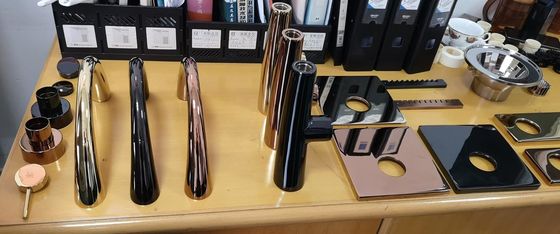 Хорошая цена. Машина плакировкой латунных faucets PVD, покрытия Faucets PVD трубки SS онлайн