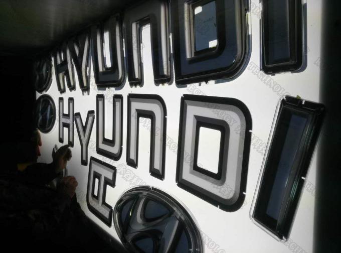 Блок покрытия испарения логотипа автомобиля термальный, афиши логотипа ПММА машина автомобильной покрывая хромом